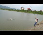 Dung Girl Fishing