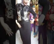 رقص منزلي عربي