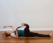 Yin Yoga For Hips With IT Band Stretches 20 Minutes Crazy Deep Hip Stretching Yoga With Music from it band stretches hip