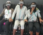 În Satul Olimic, Samsung a amplasat un simulator în care dacă se așază, sportivii au senzația că se dau pe un Montagne Russe. Senzațiile sunt cât se poate de adevărate. O spun imaginile cu câteva sportive care și-au dovedit curajul!