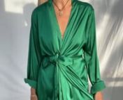 The Emerald Green Wrap Dress is such a versatile style to have in your wardrobe for all those sophisticated occasions. Perfect for dinner parties, weddings or simply to glam up an outfit from casual to smart. As it&#39;s an adjustable wrap style, it can be fastened to suit your shape. Reveal some chest and open slightly, wrap securely for full coverage or style as a duster over jeans and one of our Camis.