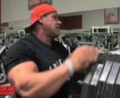 Jay Cutler trains quads 3 weeks out from the 2011 Mr Olympia. The reigning Mr Olympia says he has been focusing more on upper quad sweep this year and has incorporated some different techniques including rest/pause sets on the vertical leg press. In this video, the champ is joined buy trainer guru Hany Rambod.