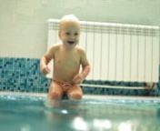 baby-swiming-big-splash-video.mp4 from swiming