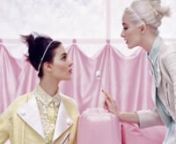 Behind the scenes video of Daria Strokous and Kati Neschers shoot for the Louis Vuitton Spring 2012 campaign by Steven Meisel.