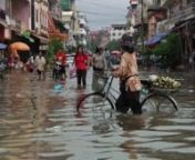 A poetic look at the people of Phnom Penh and the monthly flooding they endure, set to a beautiful soundtrack.