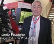 Antonio Pequeño, jefe de producto de imagen digital de Canon España, explica en este video grabado en IBC 2012 los detalles de la nueva joya de la corona cinematográfica de Canon: la C500. A diferencia de la C300, tiene 2 canales de salida 3G-SDI, puede trabajar en 4K y sacar imagen con muestreo 4:4:4. También destaca la versión C100 de presupuesto más reducido y habla de nuevos objetivos compactos 14,5-47mm y 30-305mm específicamente diseñados para cine, así como lentes prime de focal