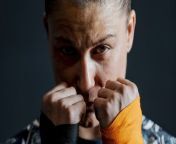 Credit: SWNS &#60;br/&#62;&#60;br/&#62;Meet the female bare-knuckle fighter who trains by punching concrete paving slabs - and laughs at misogynist men who say she has &#92;
