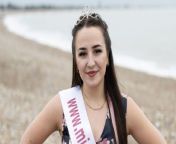 A woman who was picked on by school bullies over her petite height has had the last laugh after becoming Britain&#39;s shortest beauty queen - at 4ft 10ins tall.&#60;br/&#62;&#60;br/&#62;Catherine-Leigh Cleaves, 26, was branded an &#39;Oompa Loompa&#39; and asked &#39;whether she shopped at Mothercare&#39; by cruel classmates during her childhood years.&#60;br/&#62;&#60;br/&#62;She said she would often come home from school in tears due to the abuse over her petite frame which also left her suffering from anxiety. &#60;br/&#62;&#60;br/&#62;But Catherine bravely overcame the odds to embrace her size and began modelling - despite being told she&#39;d be too small for the industry.&#60;br/&#62;&#60;br/&#62;She continued to break the stereotype of tall, leggy catwalk models by entering the Miss England competition this year. &#60;br/&#62;&#60;br/&#62;And she was left gobsmacked when she was announced as one of this year&#39;s semi-finalists - making her the shortest contestant in the pageants 94 year history.&#60;br/&#62;&#60;br/&#62;Catherine says her size is an advantage as she often saves money by shopping in kids&#39; sections and she now hopes to inspire women of similar height.&#60;br/&#62;&#60;br/&#62;Café worker Catherine, of Bognor Regis, West Sussex, said: &#92;
