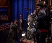Jimmy faces off with Seth Rogen in a hilarious lip sync-off to songs like Kent Jones&#39; &#92;