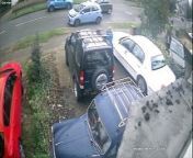 Kettering e-scooter crash caught on CCTV from lotet e nenes