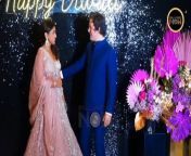 Shriya Saran All Kisses in public with Foreign Guy | Actress Shriya Saran Kissing Scenes Compilation from shaya saran hot song