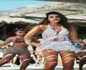 Kriti Sanon Hot from Akhiyan Gulab Song | Bollywood Actress Kriti Sanon Hottest Vertical Edit from gay incest video bollywood