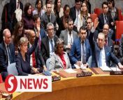 The United Nations Security Council adopted a resolution on Monday (March 25) demanding an immediate ceasefire between Israel and Hamas and the release of all hostages after the United States abstained from the vote. &#60;br/&#62;&#60;br/&#62;Read more at https://tinyurl.com/3un7k9rb&#60;br/&#62;&#60;br/&#62;WATCH MORE: https://thestartv.com/c/news&#60;br/&#62;SUBSCRIBE: https://cutt.ly/TheStar&#60;br/&#62;LIKE: https://fb.com/TheStarOnline