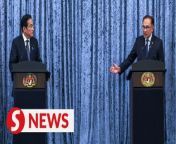 Japan should continue to take suggestions regarding the treated water from the Fukushima Daiichi nuclear power plant being discharged into the sea, says Datuk Seri Anwar Ibrahim.&#60;br/&#62;&#60;br/&#62;During a joint press conference with his Japanese counterpart Fumio Kishida on Sunday (Nov 5), the Prime Minister said that while Malaysia is satisfied with a report by the International Atomic Energy Agency on the matter, he hoped that the views of countries in the region be taken into account due to the transboundary effects of the action.&#60;br/&#62;&#60;br/&#62;Read more at https://tinyurl.com/69y8rtb4&#60;br/&#62;&#60;br/&#62;WATCH MORE: https://thestartv.com/c/news&#60;br/&#62;SUBSCRIBE: https://cutt.ly/TheStar&#60;br/&#62;LIKE: https://fb.com/TheStarOnline