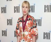 Natasha Bedingfield has revealed that &#39;Unwritten&#39; was inspired by the Beatles and her younger brother.
