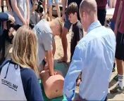 Prince William joins in resuscitation demo from www join quizz com